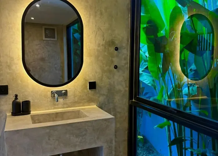 Holiday home Antorini Unit 4 - Eden Pool House